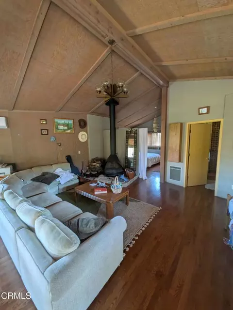 Living - 2500 E Guiberson Rd, Fillmore, CA 93015 photo 1 of 3