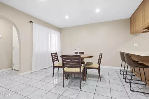 Dining - 4400 Hamilton Ave, Oxnard, CA 93033 photo 1 of 3