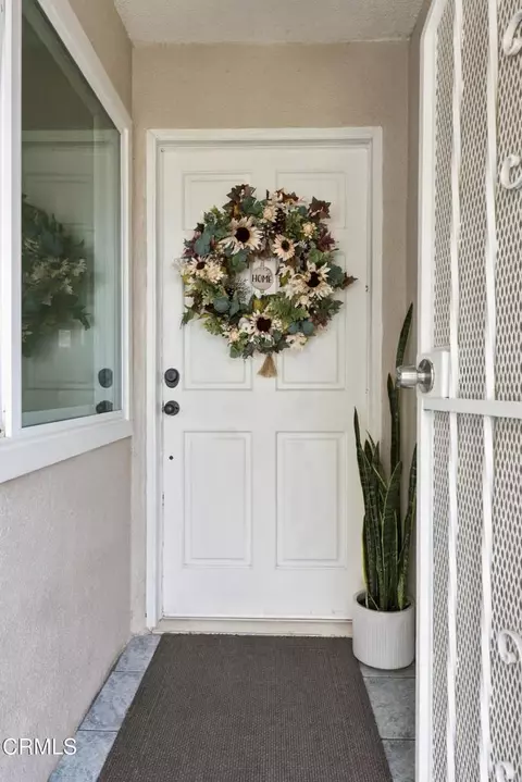 Entry Way - 4400 Hamilton Ave, Oxnard, CA 93033 photo 2 of 5