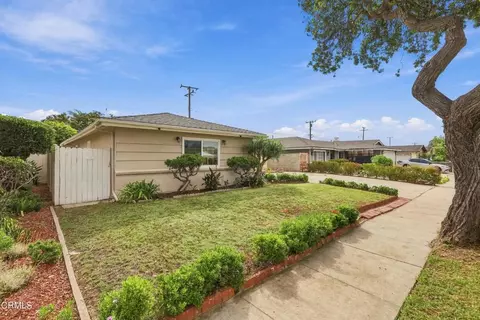 Exterior - 4400 Hamilton Ave, Oxnard, CA 93033 photo 3 of 9
