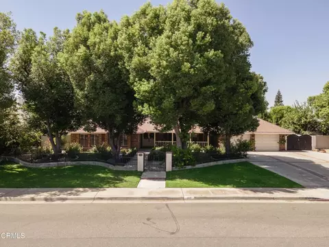 2201 Haggin Oaks Blvd, Bakersfield, CA 93311