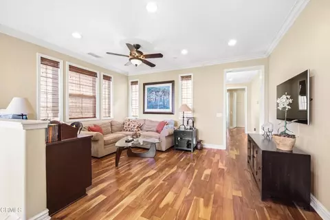 Entry Way - 1411 Seabridge Ln, Oxnard, CA 93035 photo 3 of 4