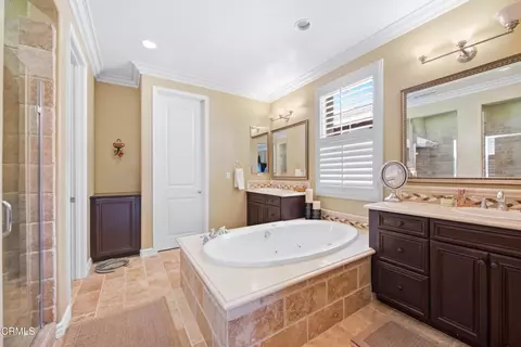 Bath - 1411 Seabridge Ln, Oxnard, CA 93035 photo 2 of 4