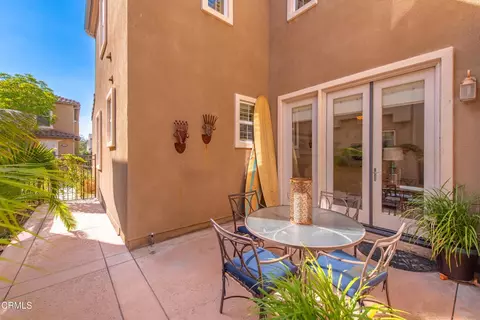 Exterior - 1411 Seabridge Ln, Oxnard, CA 93035 photo 6 of 10