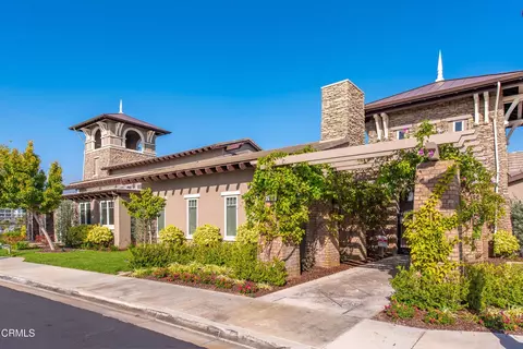 Exterior - 1411 Seabridge Ln, Oxnard, CA 93035 photo 8 of 10