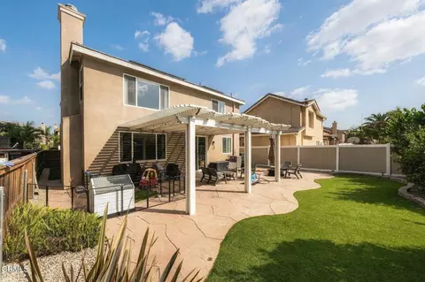 Exterior - 799 Fresca Dr, Oxnard, CA 93030 photo 4 of 4