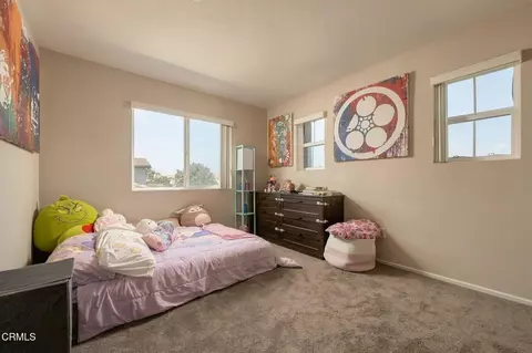 Bedroom - 799 Fresca Dr, Oxnard, CA 93030 photo 2 of 3