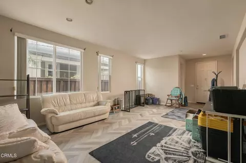 Other - 799 Fresca Dr, Oxnard, CA 93030 photo 2 of 7