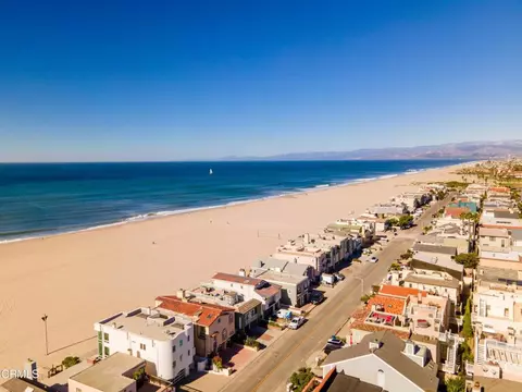 View/Area - 4015 Ocean Dr, Oxnard, CA 93035 photo 4 of 7