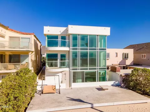 Other - 4015 Ocean Dr, Oxnard, CA 93035 photo 6 of 9
