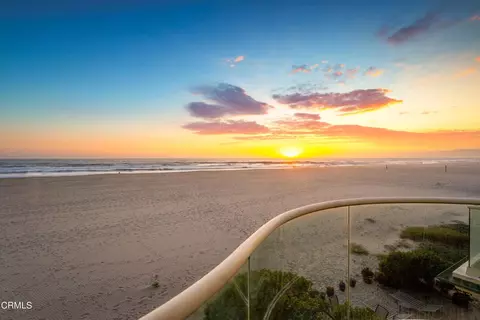 View/Area - 4015 Ocean Dr, Oxnard, CA 93035 photo 6 of 7