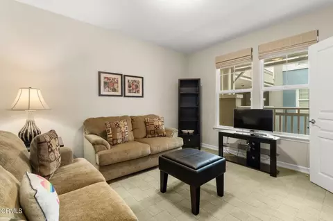 Living - 1532 Seabridge Ln, Oxnard, CA 93035 photo 2 of 2