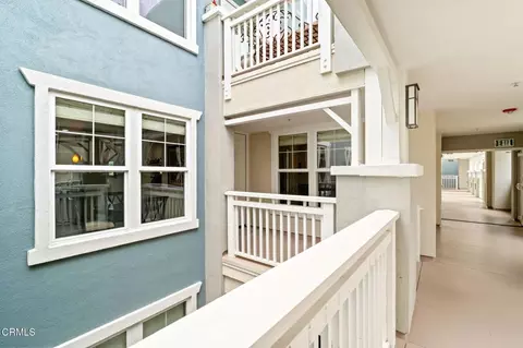 Entry Way - 1532 Seabridge Ln, Oxnard, CA 93035 photo 1 of 4
