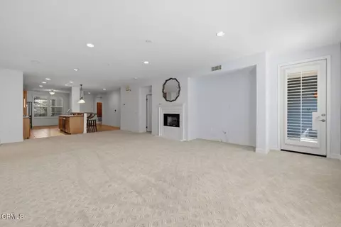 Living - 1423 Windshore Way, Oxnard, CA 93035 photo 5 of 5
