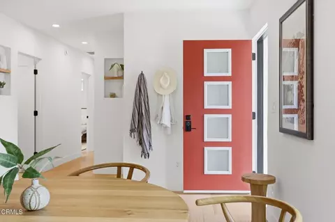 Entry Way - 909 Grandview Ave, Ojai, CA 93023 photo 2 of 4