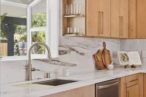 Kitchen - 909 Grandview Ave, Ojai, CA 93023 photo 6 of 6
