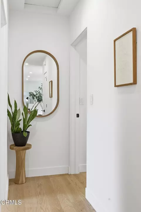 Entry Way - 909 Grandview Ave, Ojai, CA 93023 photo 4 of 4
