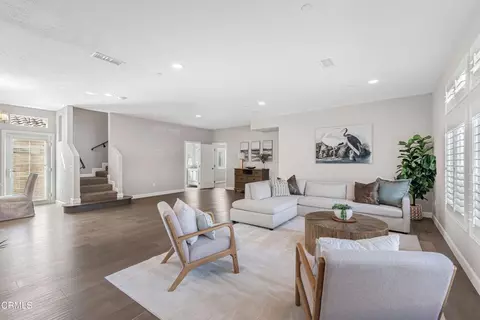 Living - 1691 Tapo St, Simi Valley, CA 93063 photo 1 of 3