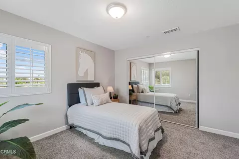 Bedroom - 1691 Tapo St, Simi Valley, CA 93063 photo 3 of 6