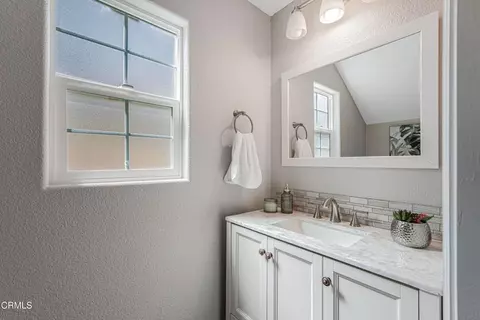 Bath - 1691 Tapo St, Simi Valley, CA 93063 photo 1 of 6