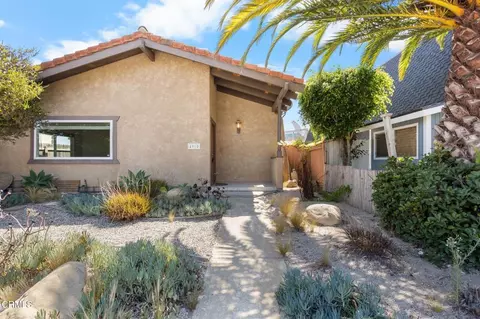 Exterior - 4910 Oceanaire St, Oxnard, CA 93035 photo 4 of 8