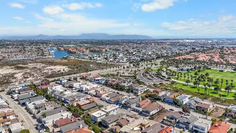 View/Area - 4910 Oceanaire St, Oxnard, CA 93035 photo 7 of 7