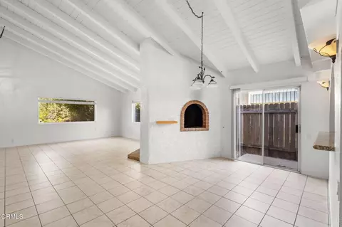 Living - 4910 Oceanaire St, Oxnard, CA 93035 photo 3 of 5
