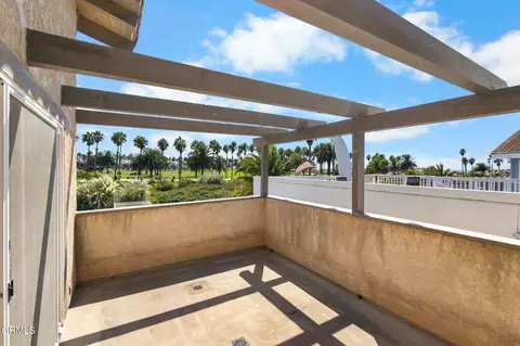 Exterior - 4910 Oceanaire St, Oxnard, CA 93035 photo 7 of 8