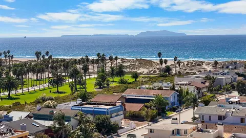 View/Area - 4910 Oceanaire St, Oxnard, CA 93035 photo 4 of 7