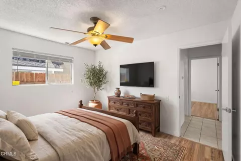 Bedroom - 4910 Oceanaire St, Oxnard, CA 93035 photo 3 of 6