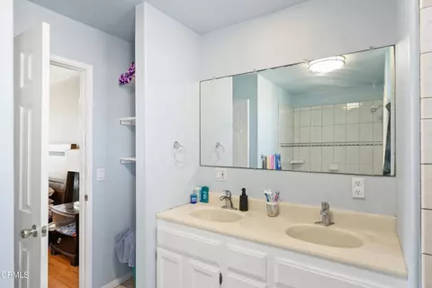 Bath - 123 S Grant, Oxnard, CA 93030 photo 2 of 4