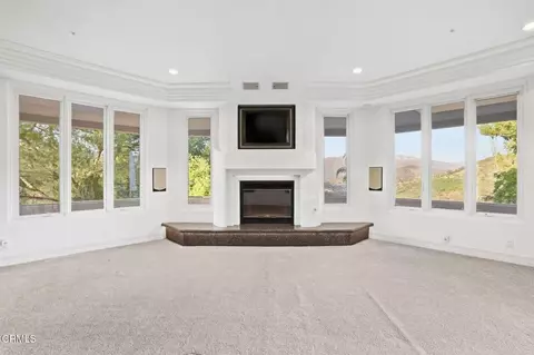 Living - Undisclosed, Oak View, CA 93022 photo 5 of 6