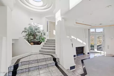 Entry Way - Undisclosed, Oak View, CA 93022 photo 6 of 7