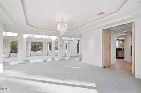 Living - Undisclosed, Oak View, CA 93022 photo 4 of 6