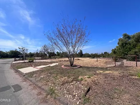 637 Valley Vista Dr, Camarillo, CA 93010 photo 4