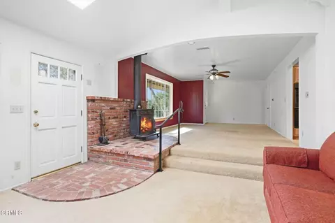 Living - 2713 Grand Ave, Fillmore, CA 93015 photo 4 of 7