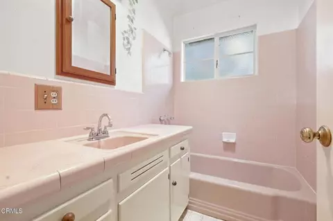 Bath - 2713 Grand Ave, Fillmore, CA 93015 photo 1 of 4