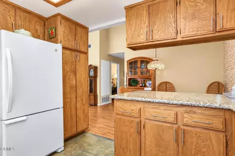 Kitchen - 723 Nandina Pl, Oxnard, CA 93036 photo 3 of 3