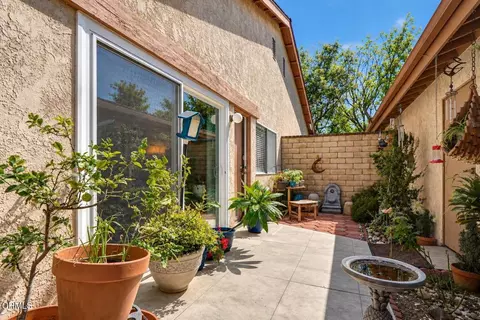 Exterior - 723 Nandina Pl, Oxnard, CA 93036 photo 3 of 9