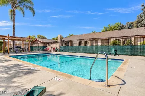 Exterior - 723 Nandina Pl, Oxnard, CA 93036 photo 7 of 9
