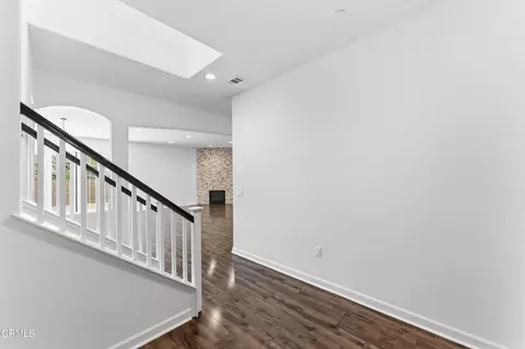 Entry Way - 1600 Mulligan St, Oxnard, CA 93036 photo 1 of 7