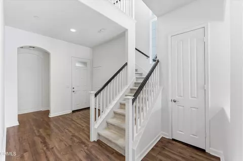 Entry Way - 1600 Mulligan St, Oxnard, CA 93036 photo 2 of 7