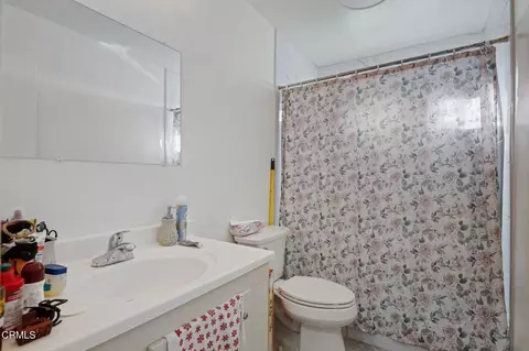 Bath - 4811 Petit Dr, Oxnard, CA 93033 photo 6 of 6
