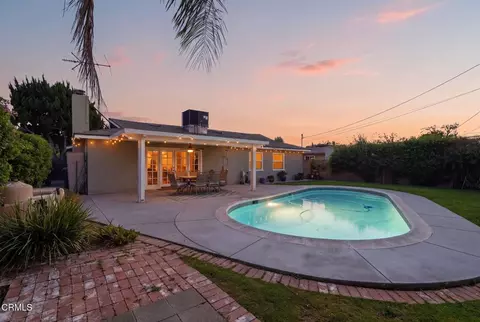 16351 Labrador St, North Hills, CA 91343