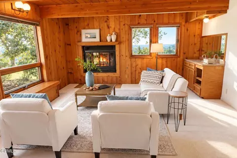 Living - 6860 Worth Way, Camarillo, CA 93012 photo 4 of 4