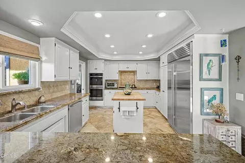 Kitchen - 11110 E Las Posas Rd, Camarillo, CA 93012 photo 1 of 3