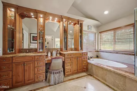 Bath - 11110 E Las Posas Rd, Camarillo, CA 93012 photo 1 of 5