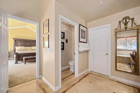 Entry Way - 11110 E Las Posas Rd, Camarillo, CA 93012 photo 4 of 5