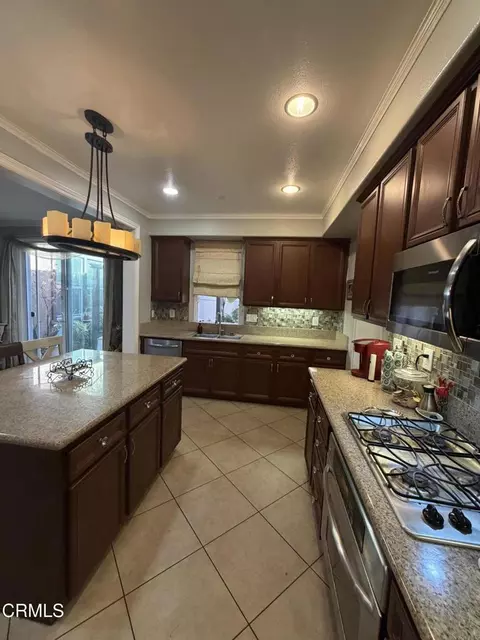 Kitchen - 3255 Moss Landing Blvd, Oxnard, CA 93036 photo 7 of 7
