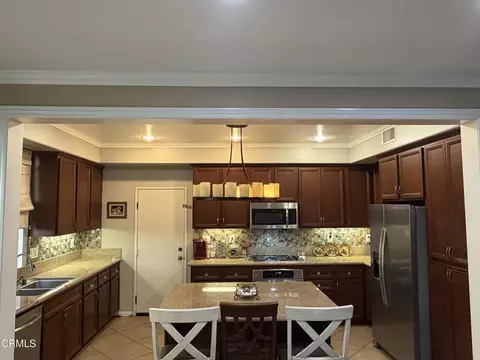 Kitchen - 3255 Moss Landing Blvd, Oxnard, CA 93036 photo 1 of 7